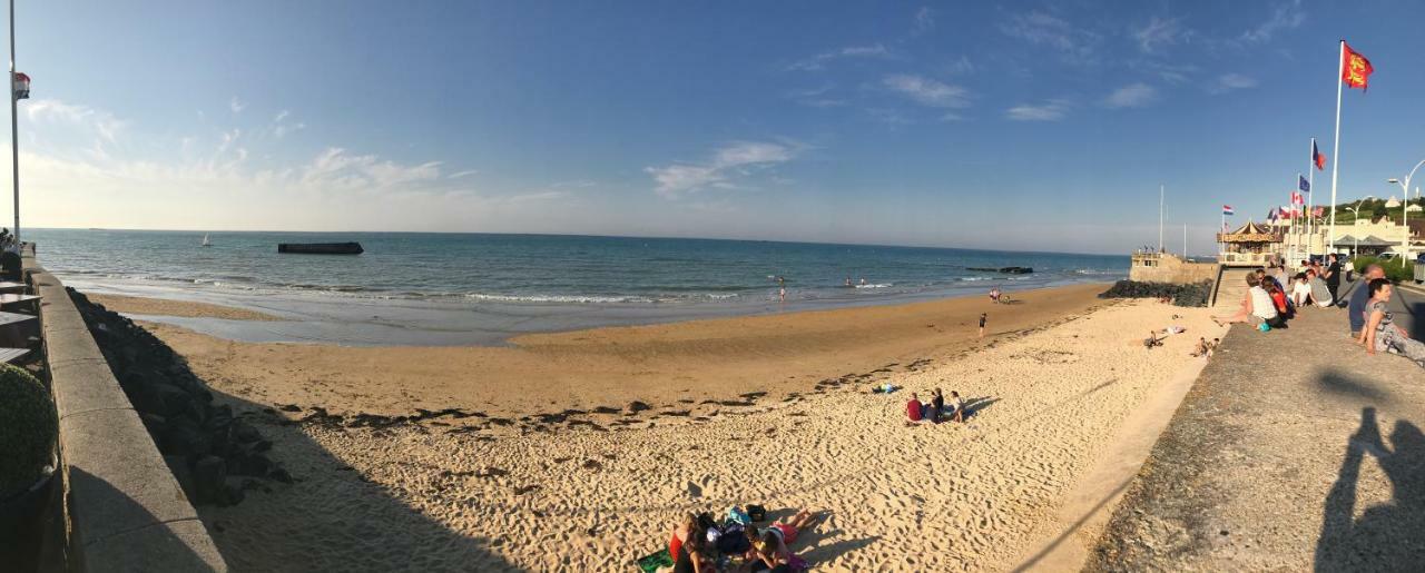 Vue Mer A Arromanches Kültér fotó