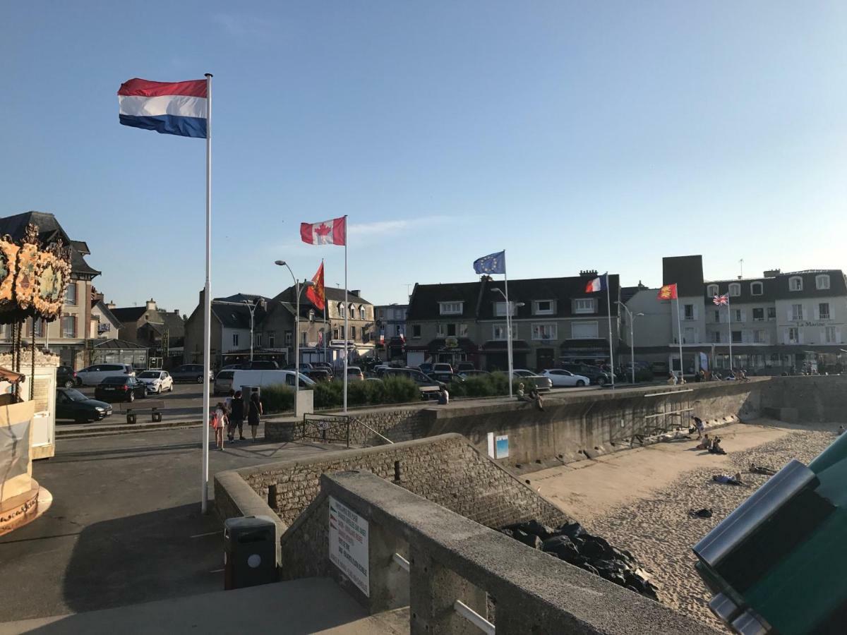 Vue Mer A Arromanches Kültér fotó